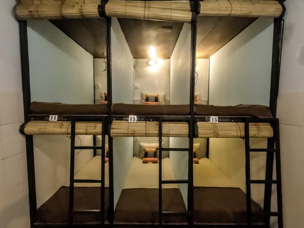 Bali Green Hostel Семиньяк Экстерьер фото